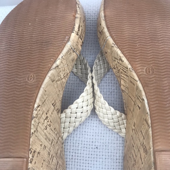 B&Co platform shoes - Picture 6 of 10